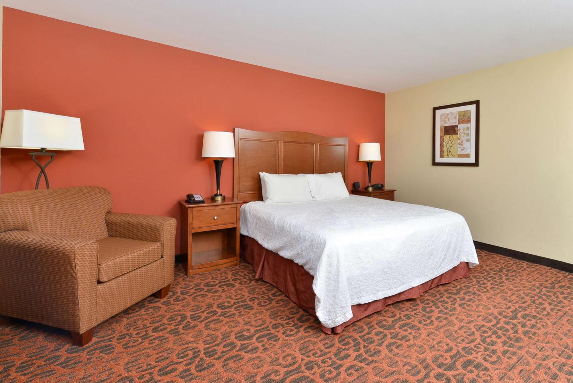 Hampton Inn Clinton Екстер'єр фото